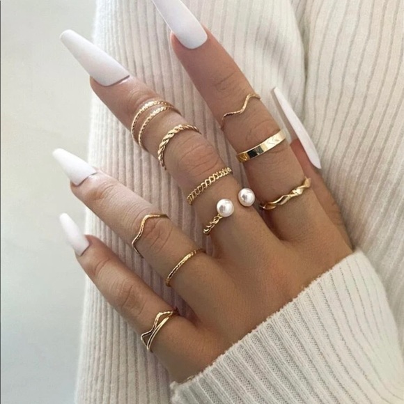 GOLD 4/$25 10pc Faux Pearl Ring Set - Picture 1 of 2